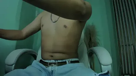 PainLee_ webcam model stream image
