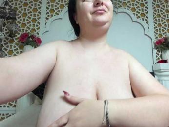 AleshaArabic webcam bongacams model stream image