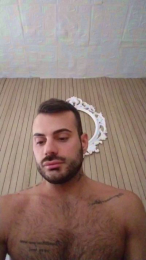 Viki84 webcam model stream image