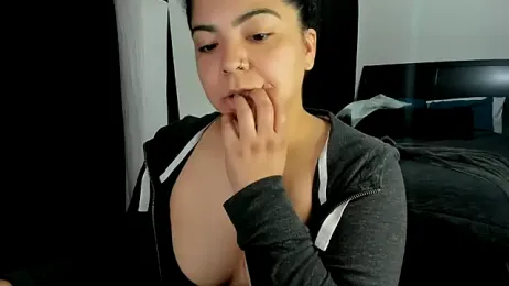 kimmiakiss22 webcam model stream image