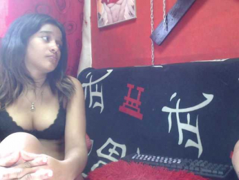 Jenner7Lion webcam model stream image