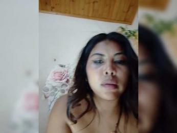 Doudou261 webcam model stream image