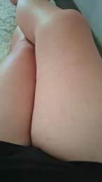 Naughtylora webcam model stream image