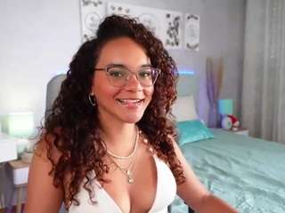 tinataylore webcam model stream image