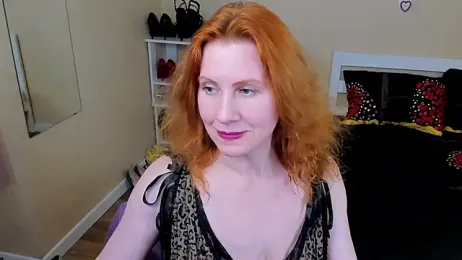 FoxySophia webcam model stream image