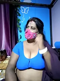 parioo7 webcam model stream image