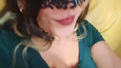 totem45 webcam model stream image