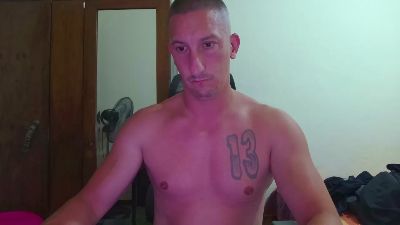 Moonandwolf webcam model stream image