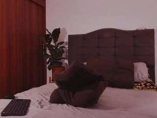 2gaays1stra8 webcam model stream image