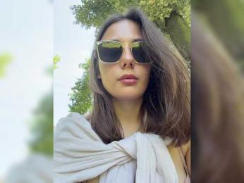 lux-AEterna webcam bongacams model stream image