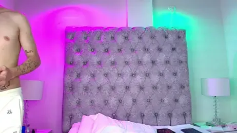 Paullete_and_jake webcam model stream image