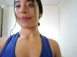 Savannah Luna webcam flirt4free model stream image