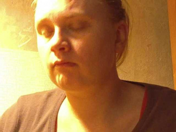 Frummi webcam model stream image
