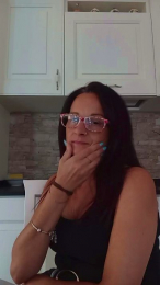 Elena9077 webcam model stream image