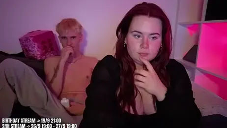 ItsLittleLola webcam stripchat model stream image