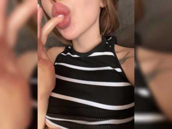 AriWafe webcam bongacams model stream image