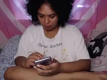 TasteeKitty webcam model stream image