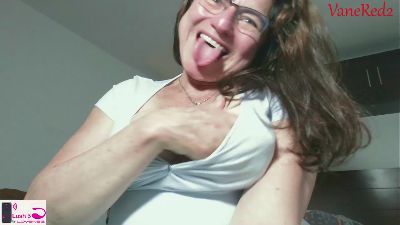 VanessaRed2 webcam model stream image