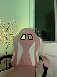 Emi_blair webcam model stream image