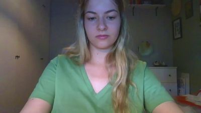 Rosie_June webcam model stream image