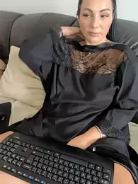 ReiyaRey webcam model stream image