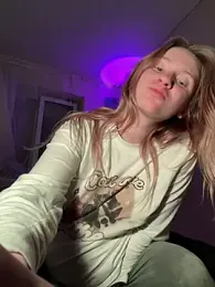 saint_cat25 webcam model stream image