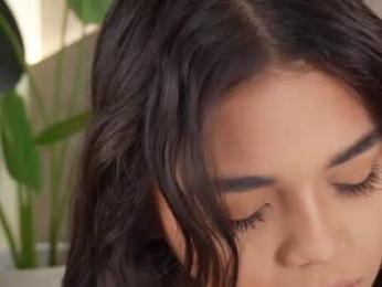 mia_rosalie webcam chaturbate model stream image