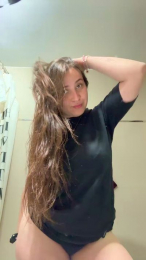 Pradaxxx2 webcam model stream image