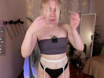 Nina-da webcam model stream image