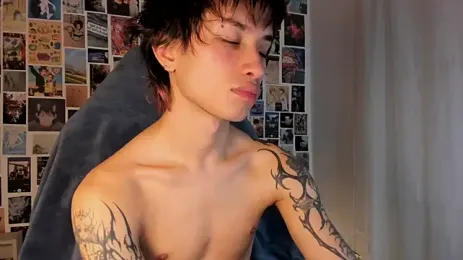 liamelf webcam stripchat model stream image