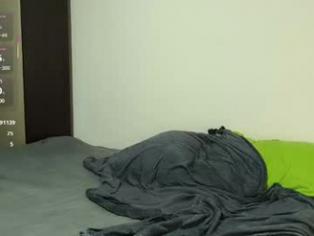 naughtyleo5 webcam model stream image