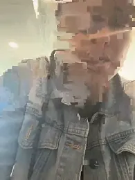 Realwetpussy webcam model stream image