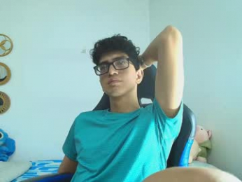tylerwhiite_ webcam model stream image