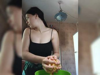 ShellBixAngeLL webcam model stream image