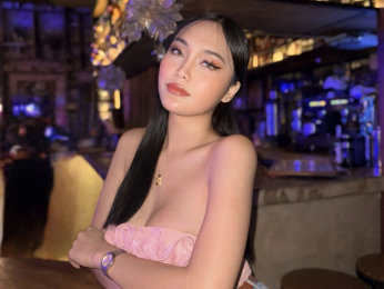 CheskaGilbertt webcam model stream image