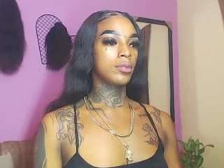 badgiirlx webcam model stream image