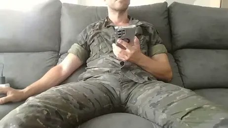 militar_guapo webcam stripchat model stream image