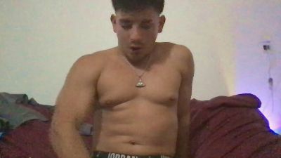 E1drian32_ webcam cam4 model stream image