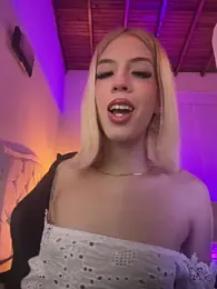 Courtney_gonet webcam model stream image