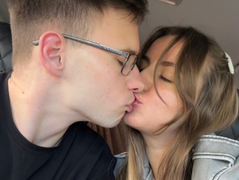 PashaAndMila webcam model stream image