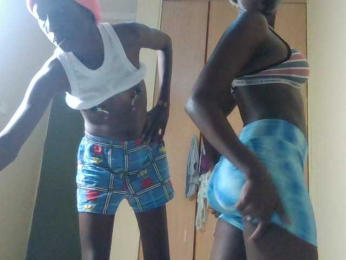 Creamyswee webcam model stream image