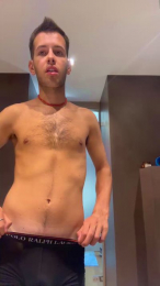 Naughtygol webcam model stream image