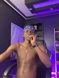 Brycce_santos webcam stripchat model stream image