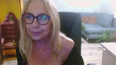 Sofia_xLOVE webcam model stream image