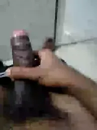 biggest_lund_ webcam model stream image
