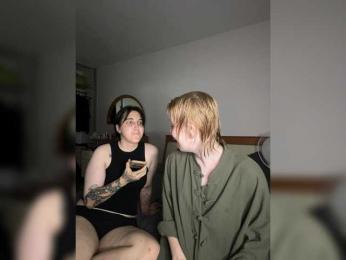 MiaAndAlicee webcam model stream image