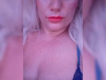 Aphrodite10 webcam bongacams model stream image