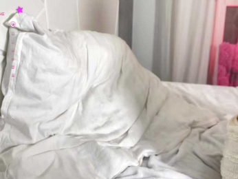 BarbieSize webcam bongacams model stream image