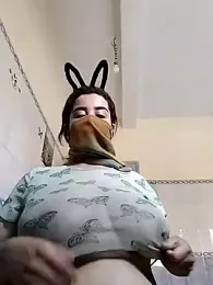 Maraamm webcam stripchat model stream image
