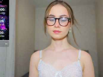 AminaLuxuryyy webcam model stream image